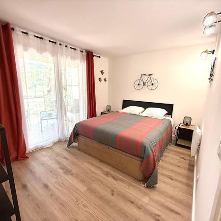 Fiori Di Cala Rossa Residence Hoteliere Lecci Luaran gambar