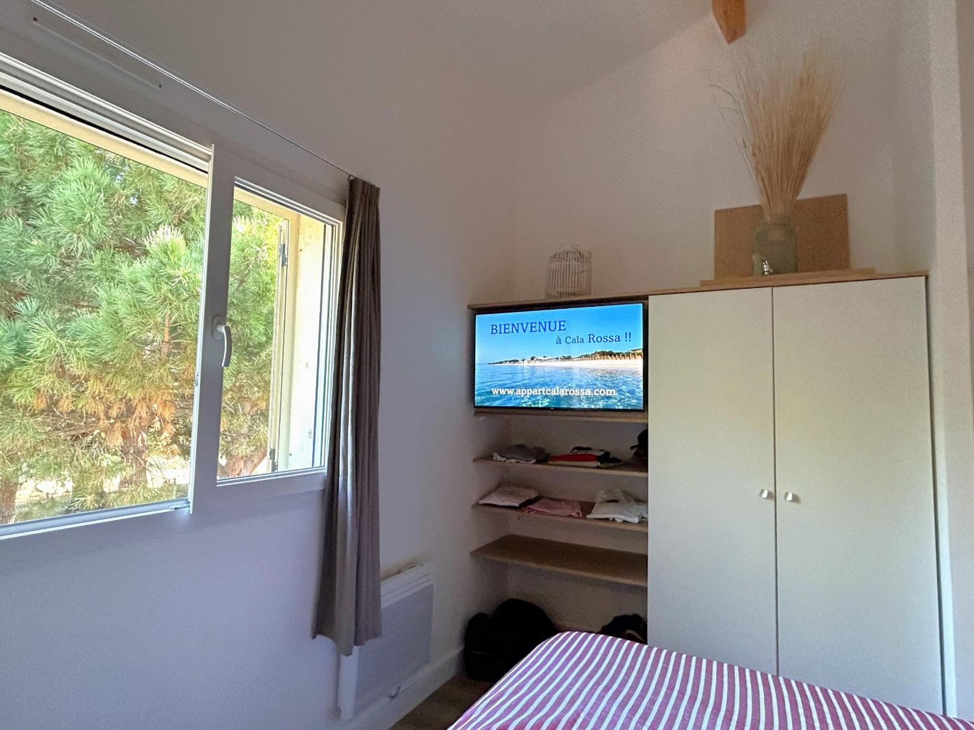 Fiori Di Cala Rossa Residence Hoteliere Lecci Luaran gambar