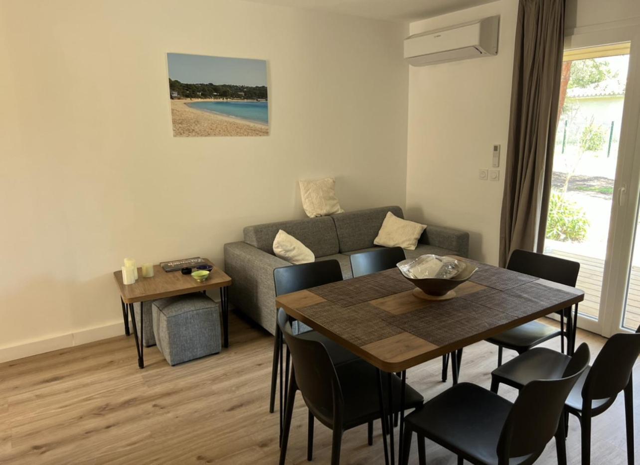 Fiori Di Cala Rossa Residence Hoteliere Lecci Luaran gambar