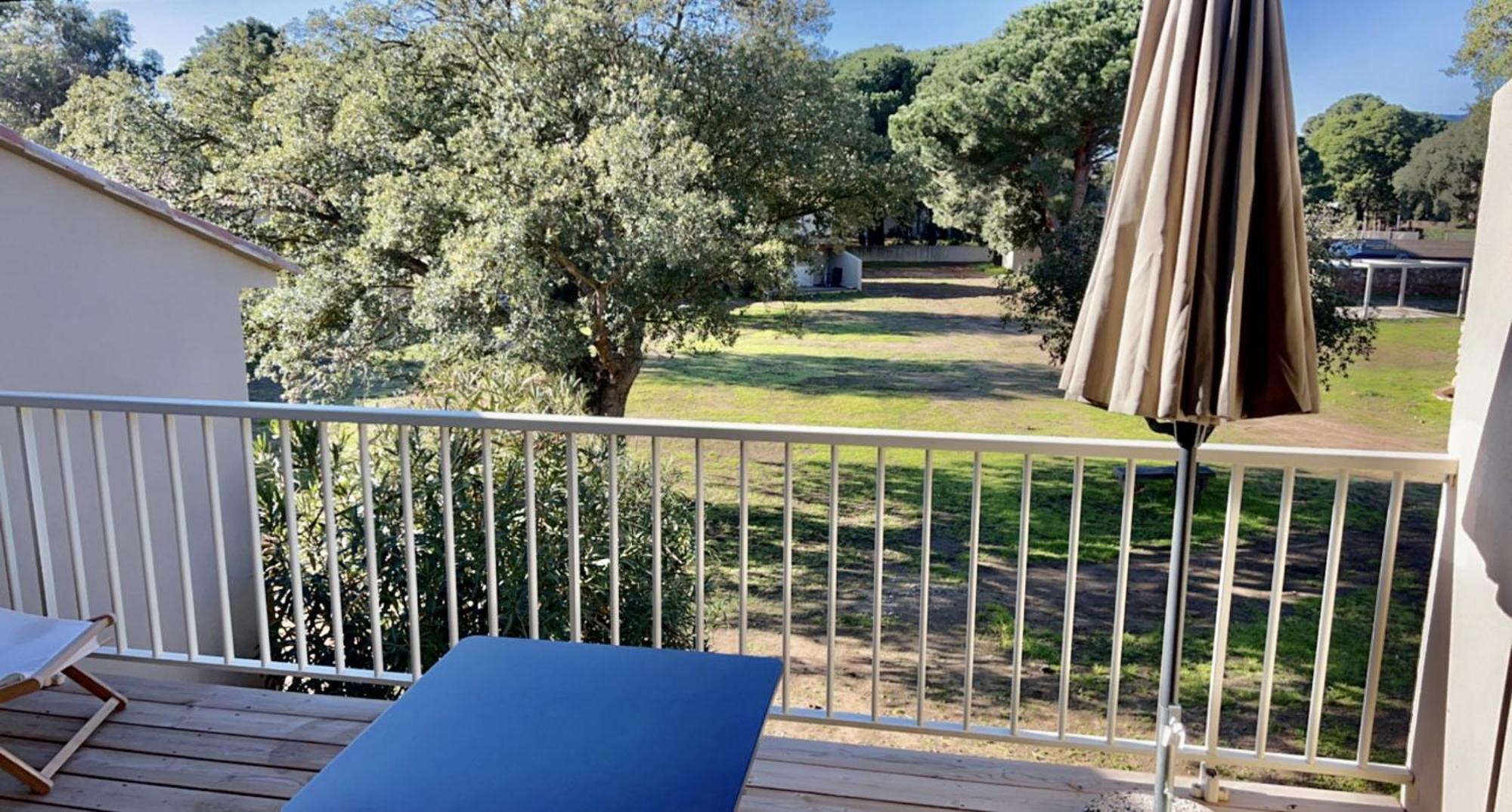 Fiori Di Cala Rossa Residence Hoteliere Lecci Luaran gambar