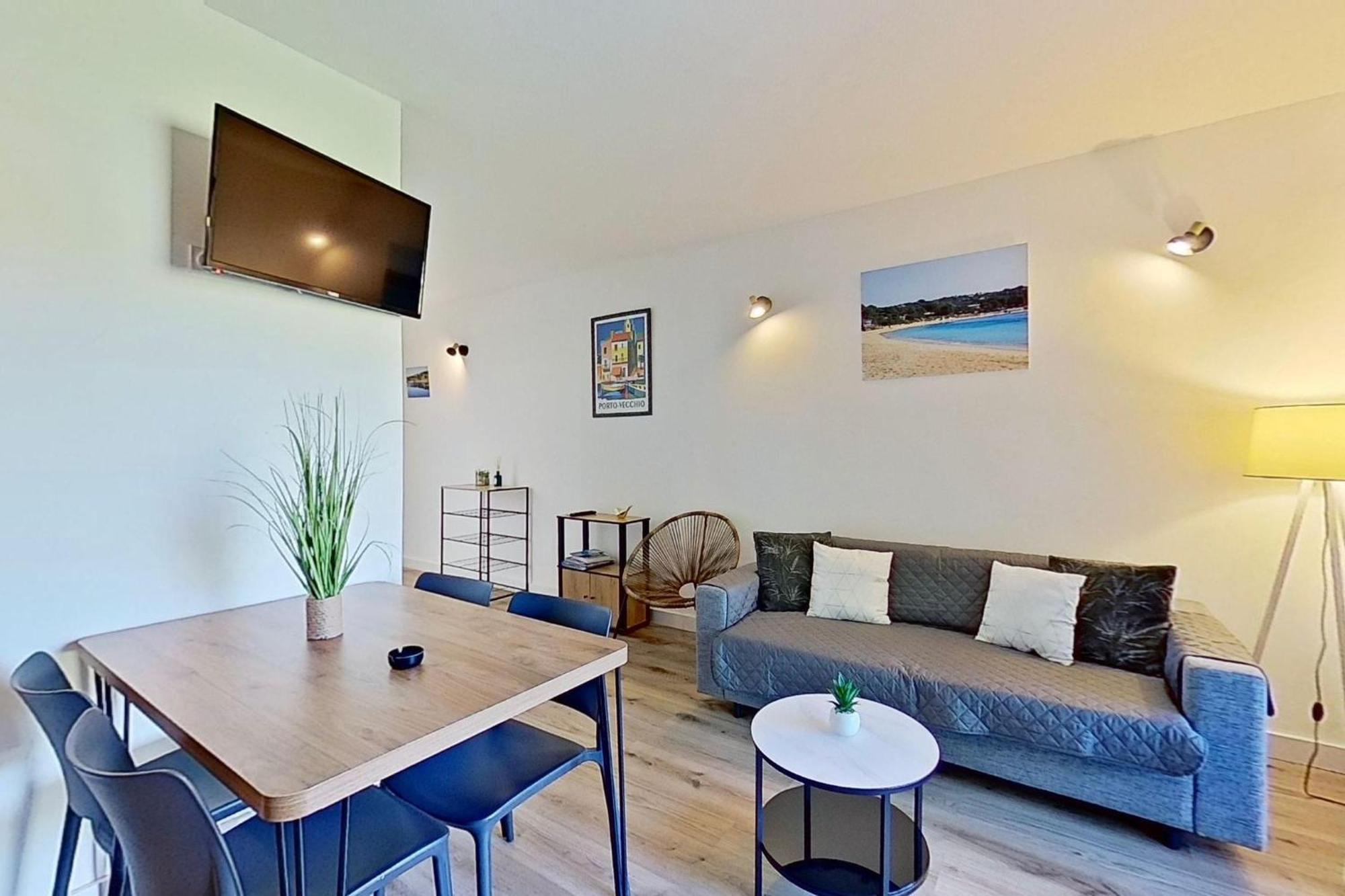 Fiori Di Cala Rossa Residence Hoteliere Lecci Luaran gambar